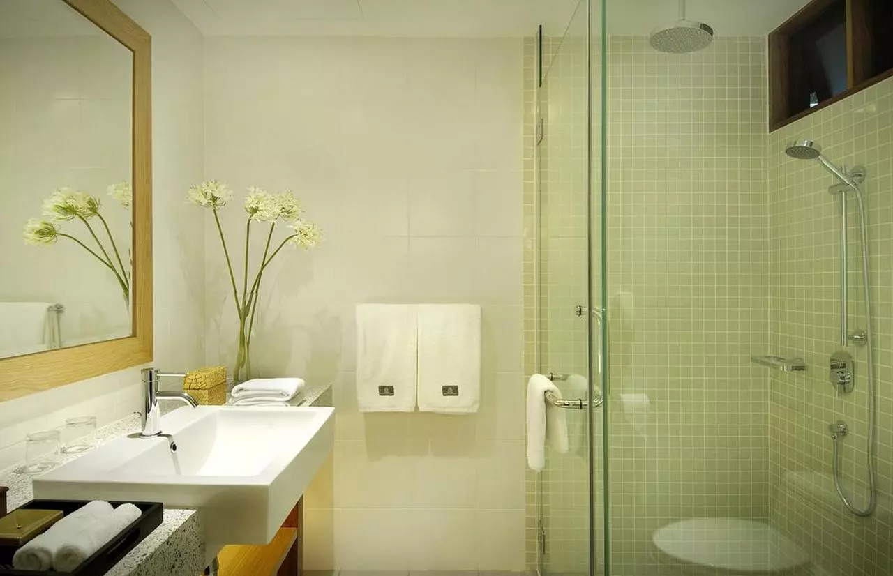 BERJAYABEACHREOST_SHABAVIZ (14).jpg